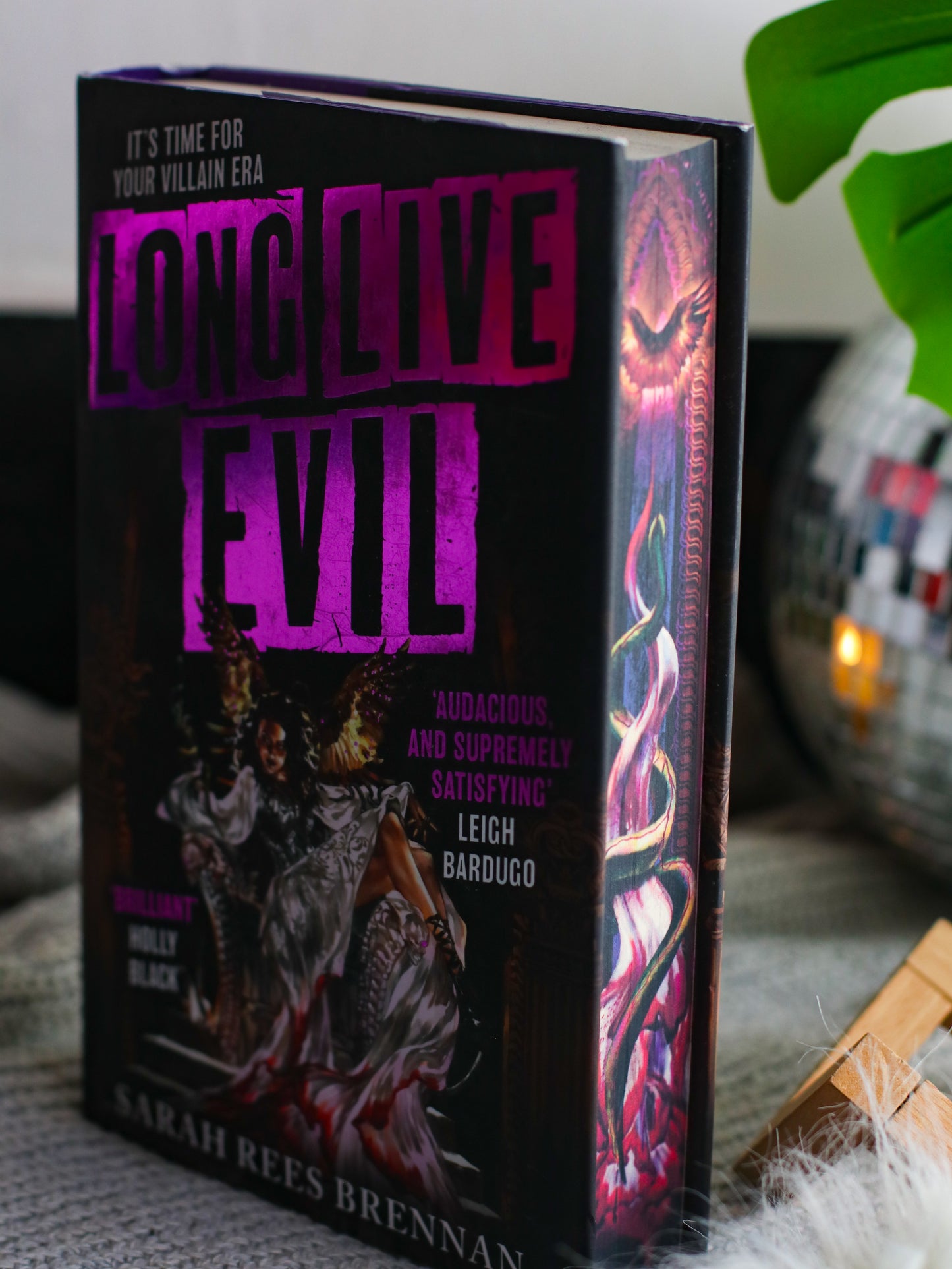 Long Live Evil - Sprayed Edges
