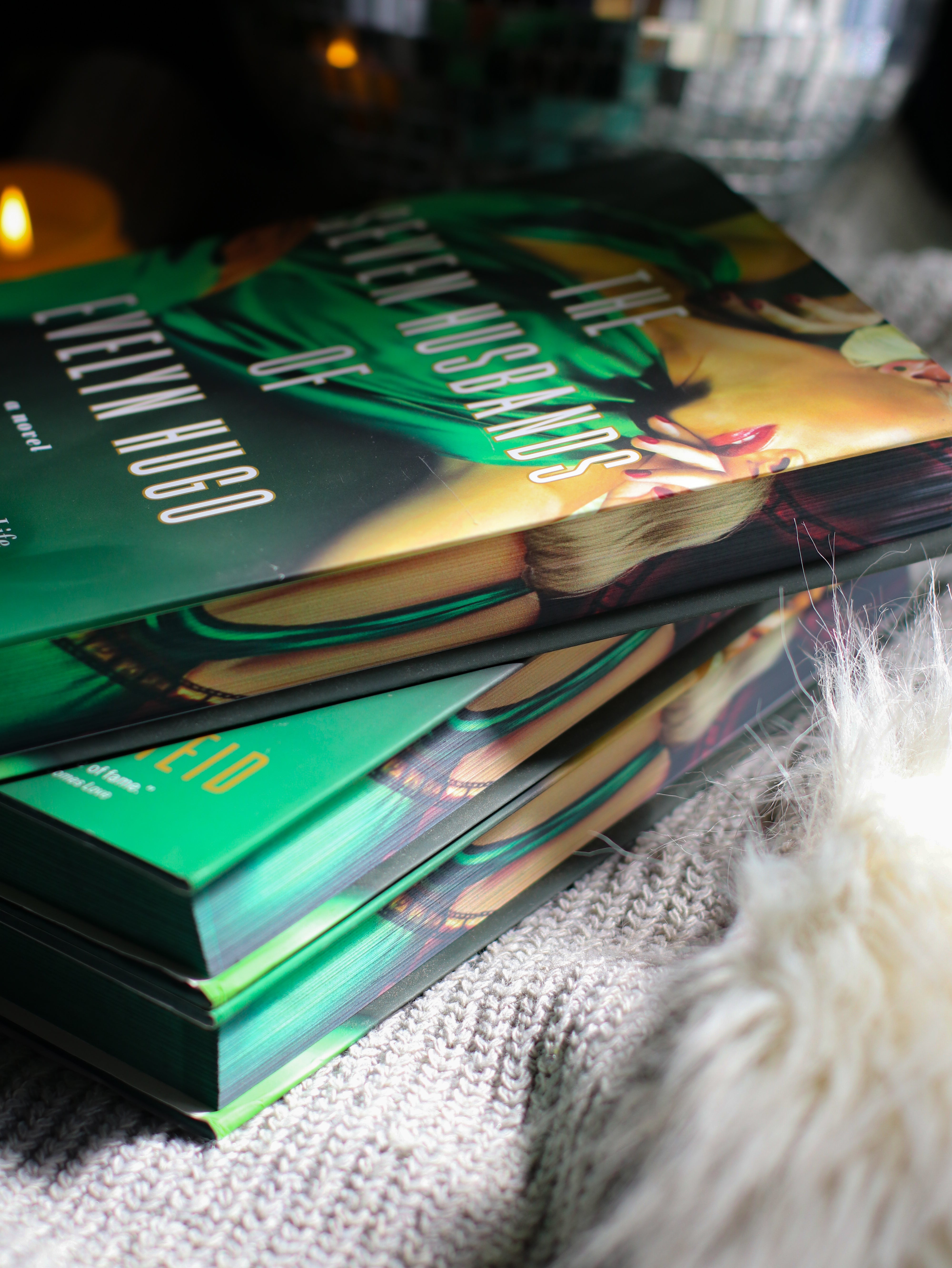 The Seven Husbands of Evelyn Hugo - Sprayed Edges – Ruined By Fiction